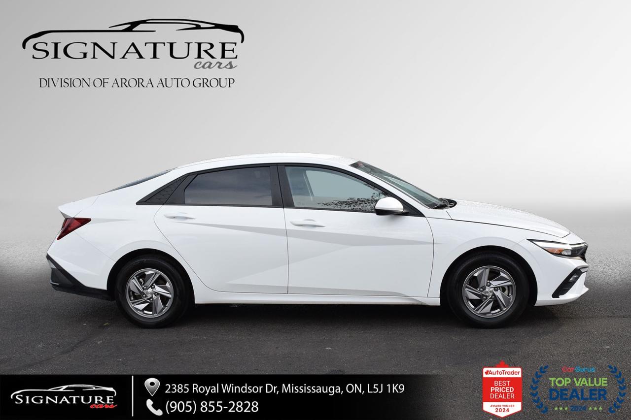 2024 Hyundai Elantra ESSENTIAL / NO ACCIDENTS / CARPLAY / BACKUP CAMERA Photo