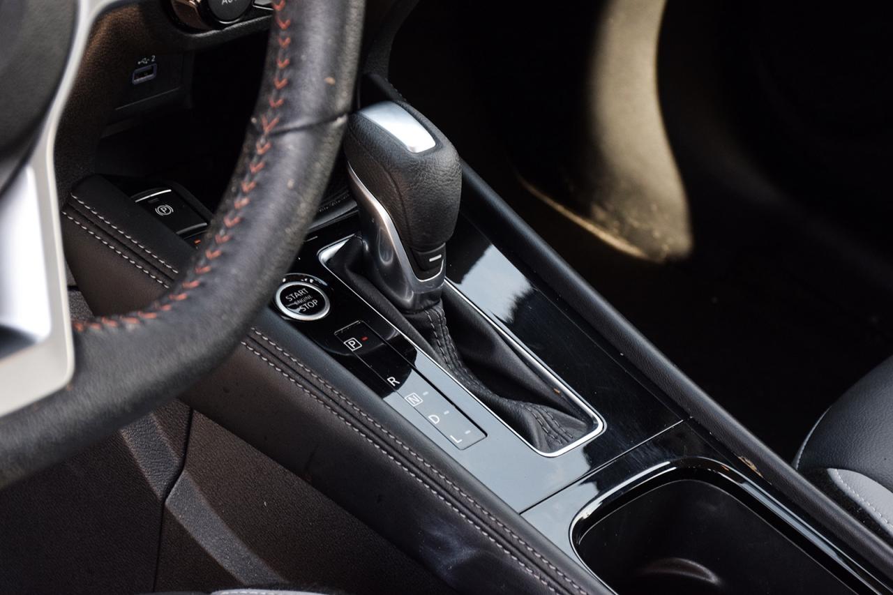 2023 Nissan Kicks SR PREMIUM NO ACCIDENT ADAPTIVE CRUISE CONTROL Photo