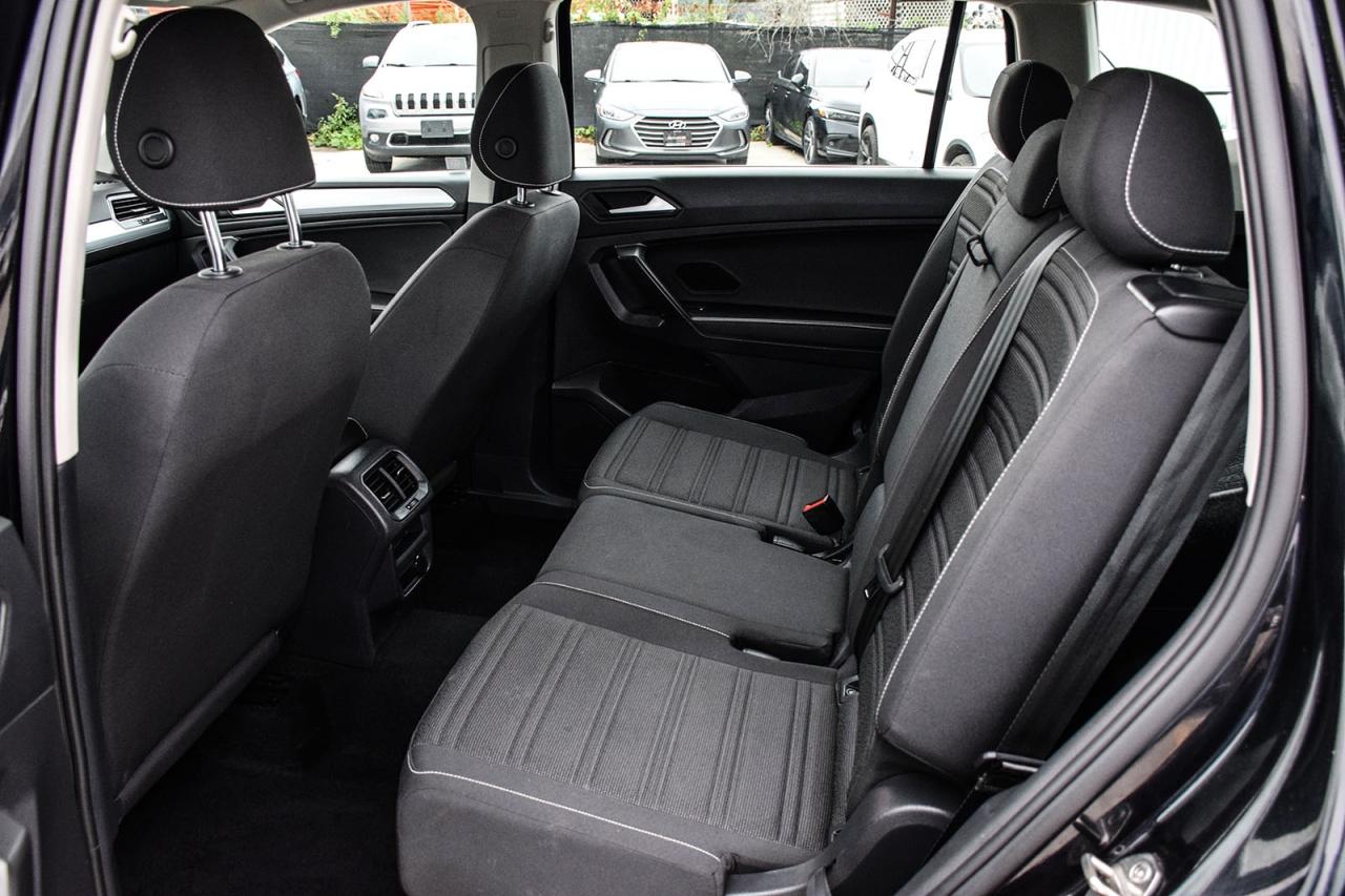 2022 Volkswagen Tiguan TRENDLINE NO ACCIDENT 7 PASSENGER DIGITAL DASH Photo