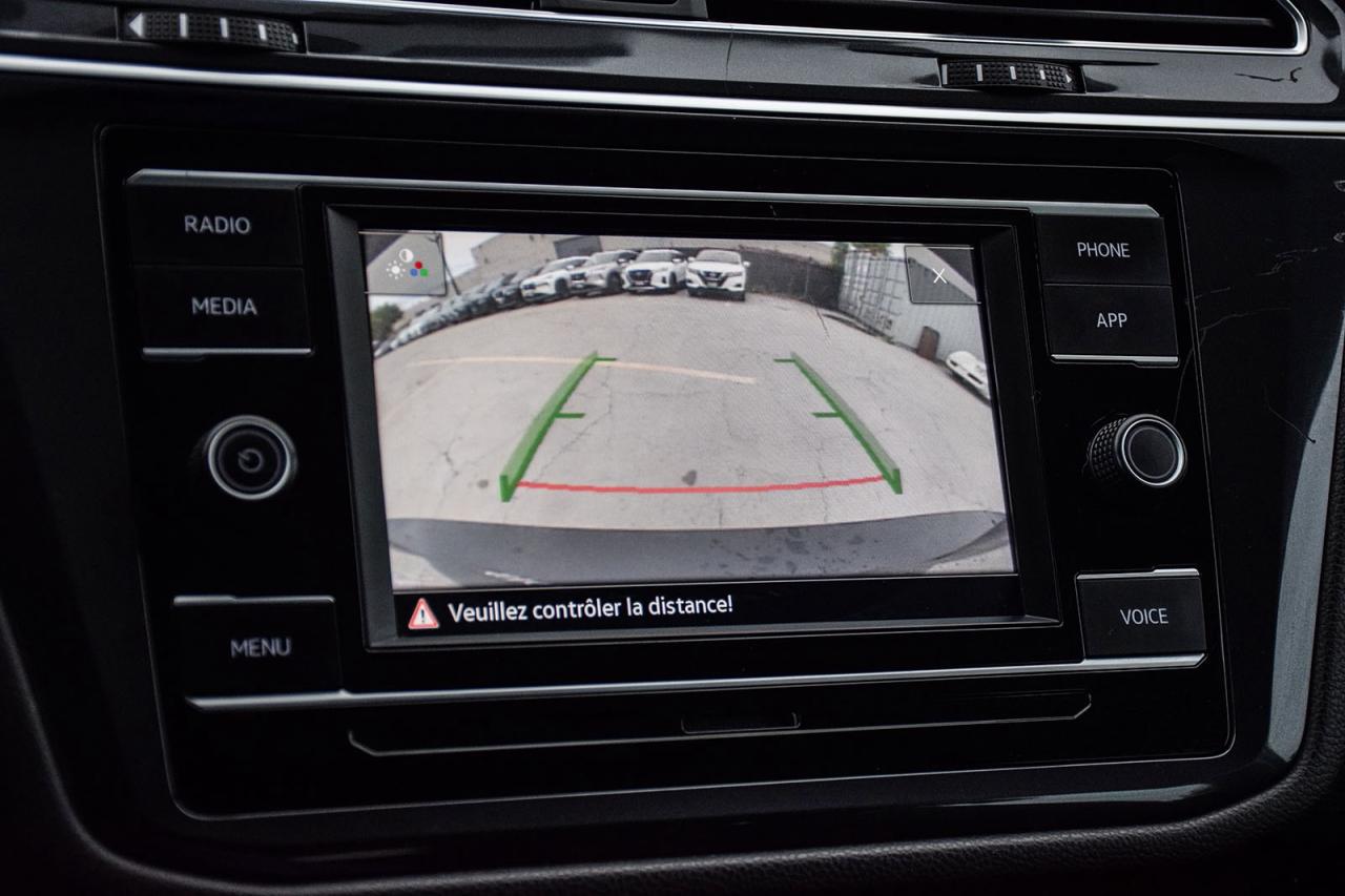 2022 Volkswagen Tiguan TRENDLINE NO ACCIDENT 7 PASSENGER DIGITAL DASH Photo