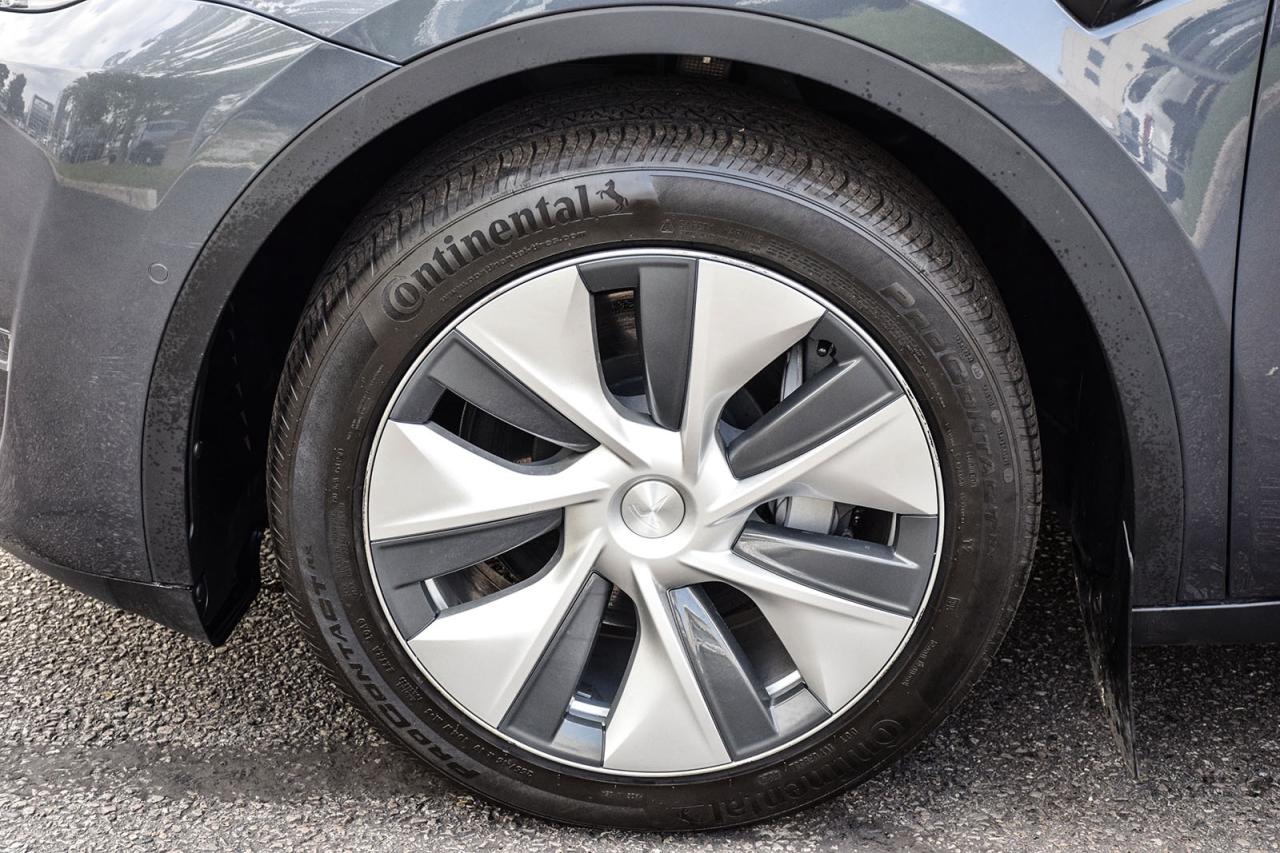 2022 Tesla Model Y LR AWD NO ACCIDENT WHITE LEATHER AUTOPILOT COMPUTE Photo