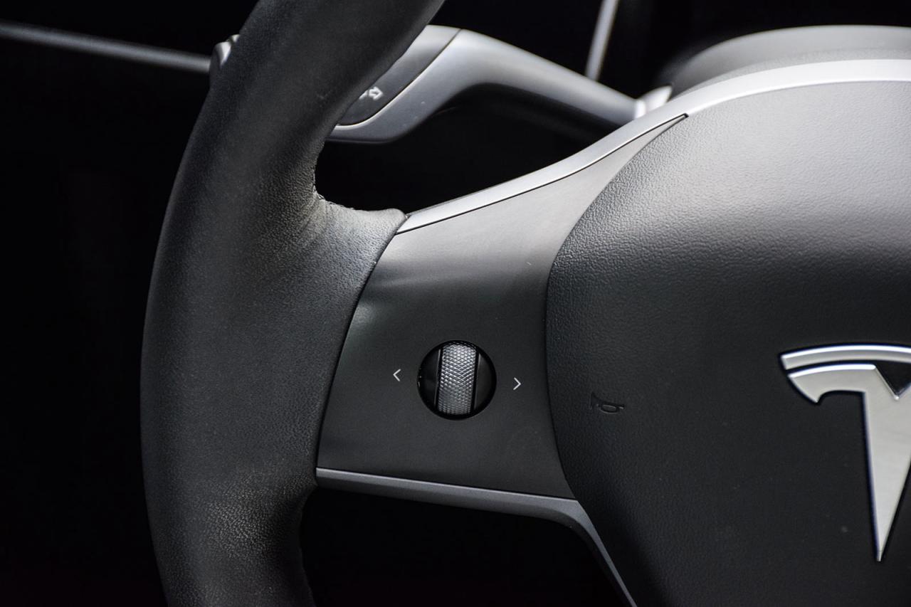 2022 Tesla Model Y LR AWD NO ACCIDENT WHITE LEATHER AUTOPILOT COMPUTE Photo