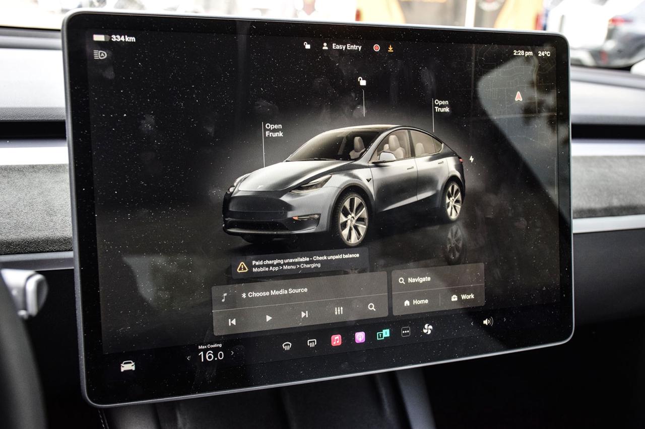 2022 Tesla Model Y LR AWD No Accident White Leather Autopilot Navigat Photo