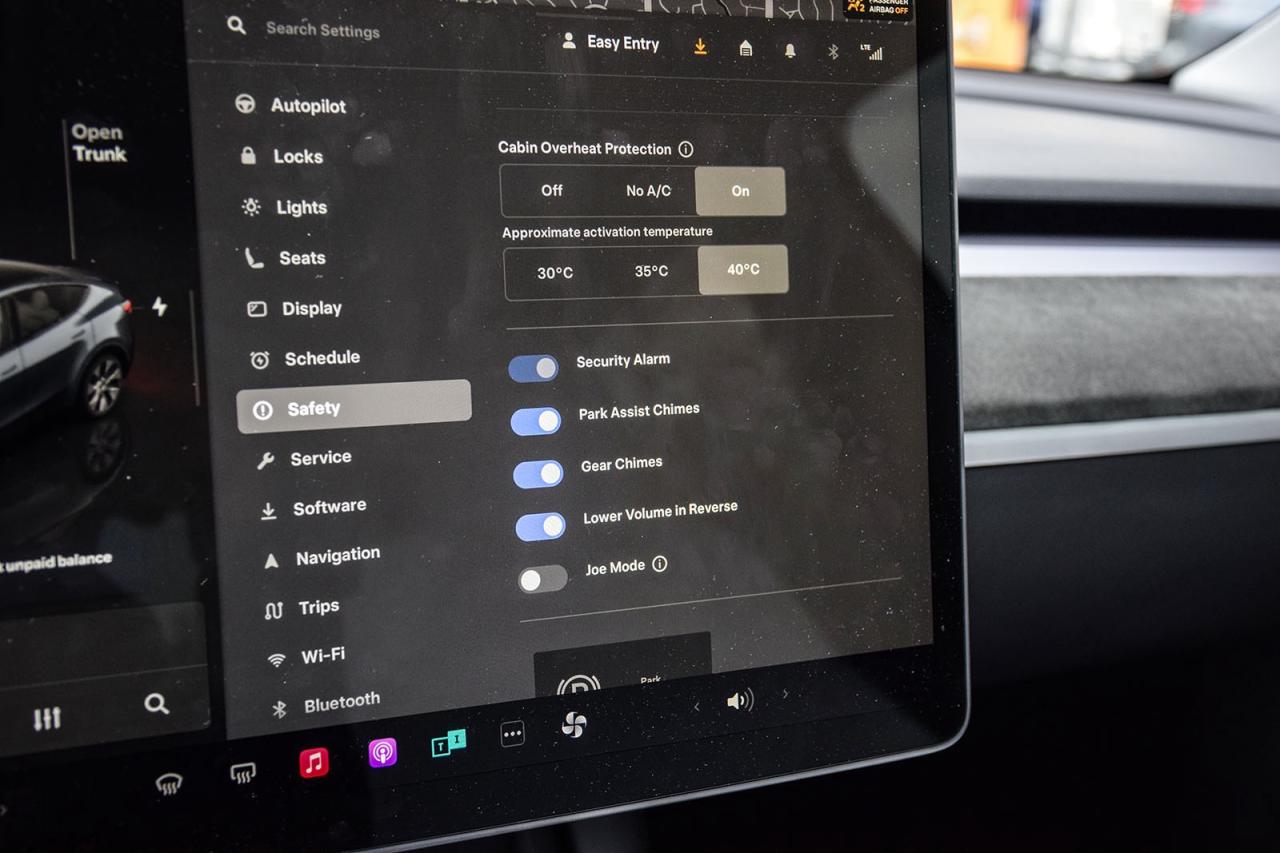 2022 Tesla Model Y LR AWD NO ACCIDENT WHITE LEATHER AUTOPILOT COMPUTE Photo