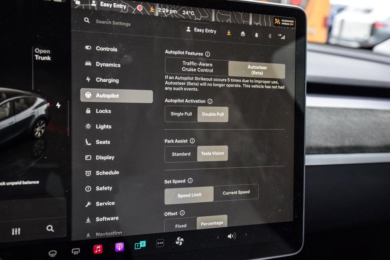 2022 Tesla Model Y LR AWD NO ACCIDENT WHITE LEATHER AUTOPILOT COMPUTE Photo