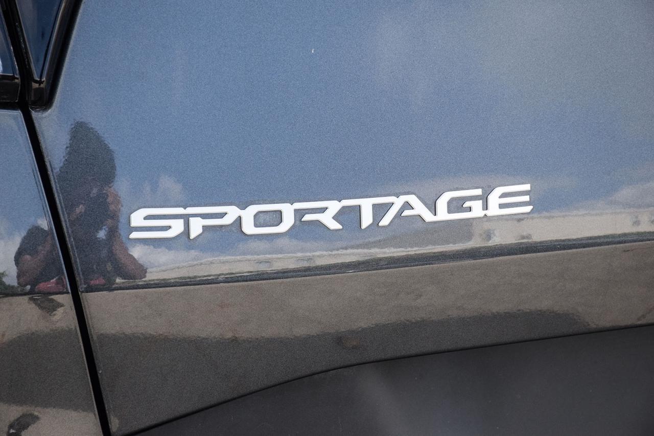 2023 Kia Sportage LX NO ACCIDENT LKAS FCA LFA Photo