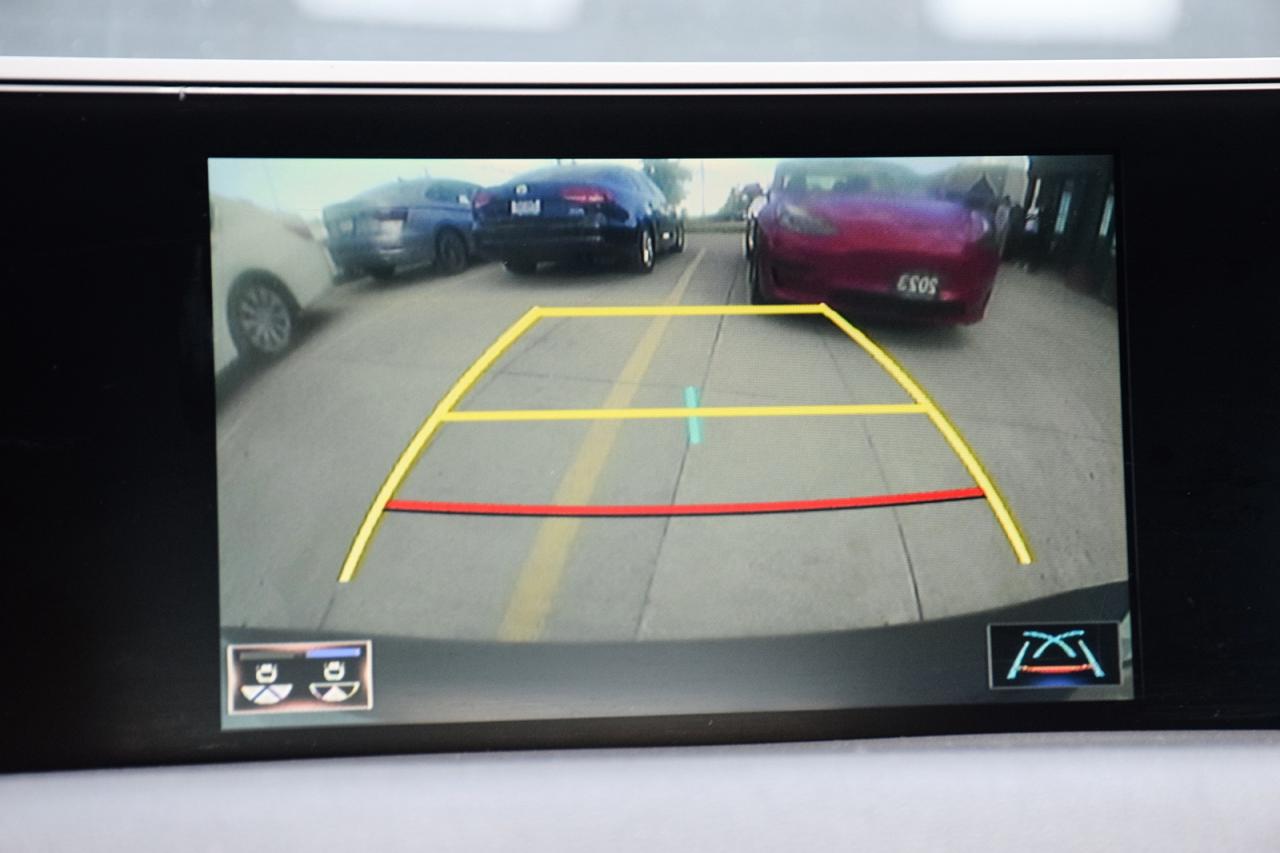 2021 Lexus UX UX 250H NO ACCIDENTS SUNROOF FCW LKAS Photo