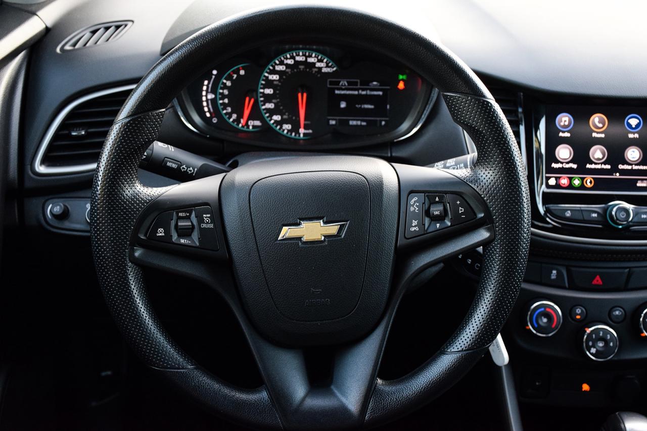 2021 Chevrolet Trax LT NO ACCIDENTS LEATHER CARPLAY AWD Photo