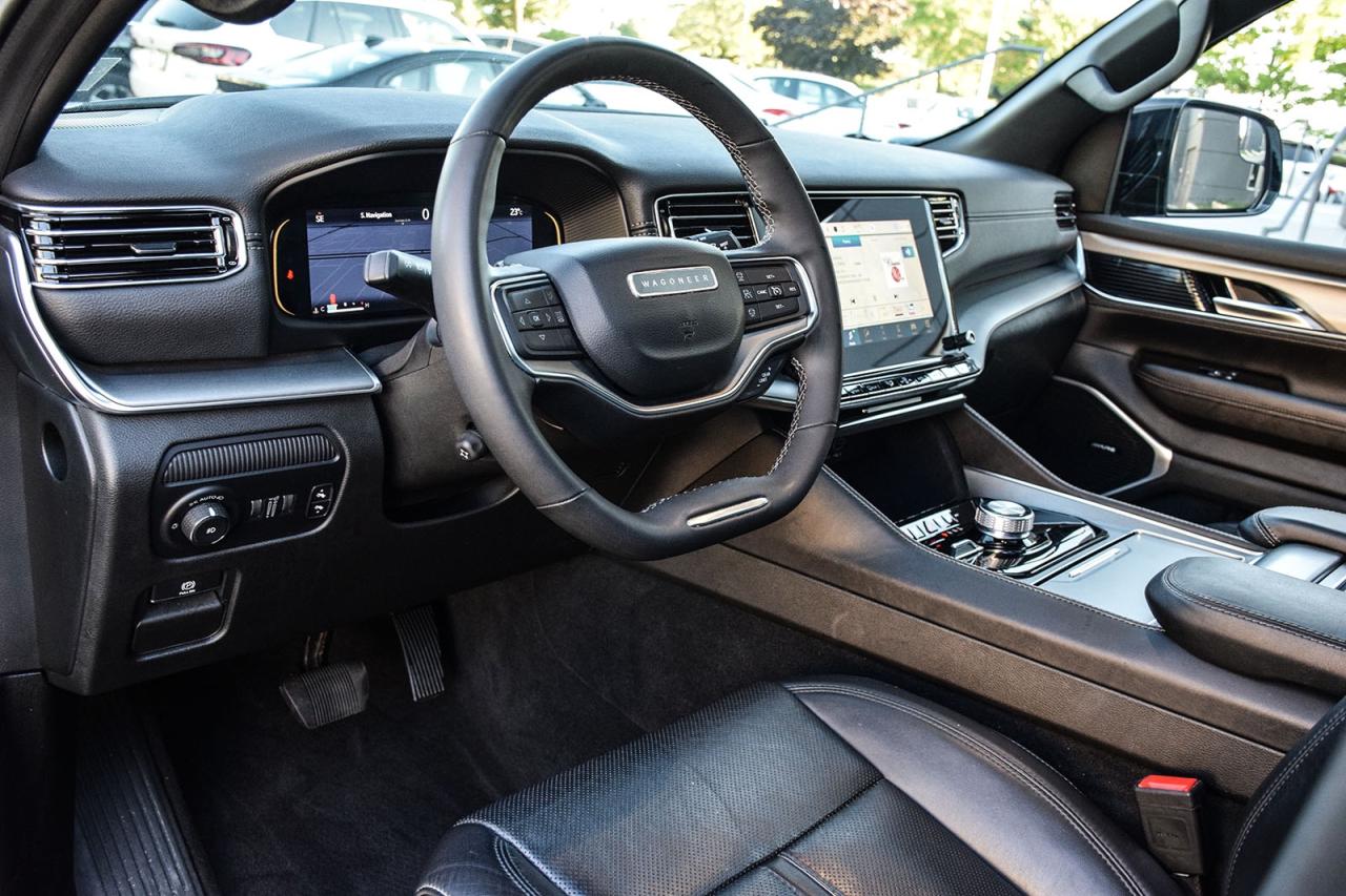 2024 Jeep Wagoneer Series II No Accident Digital Dash Panoroof Photo