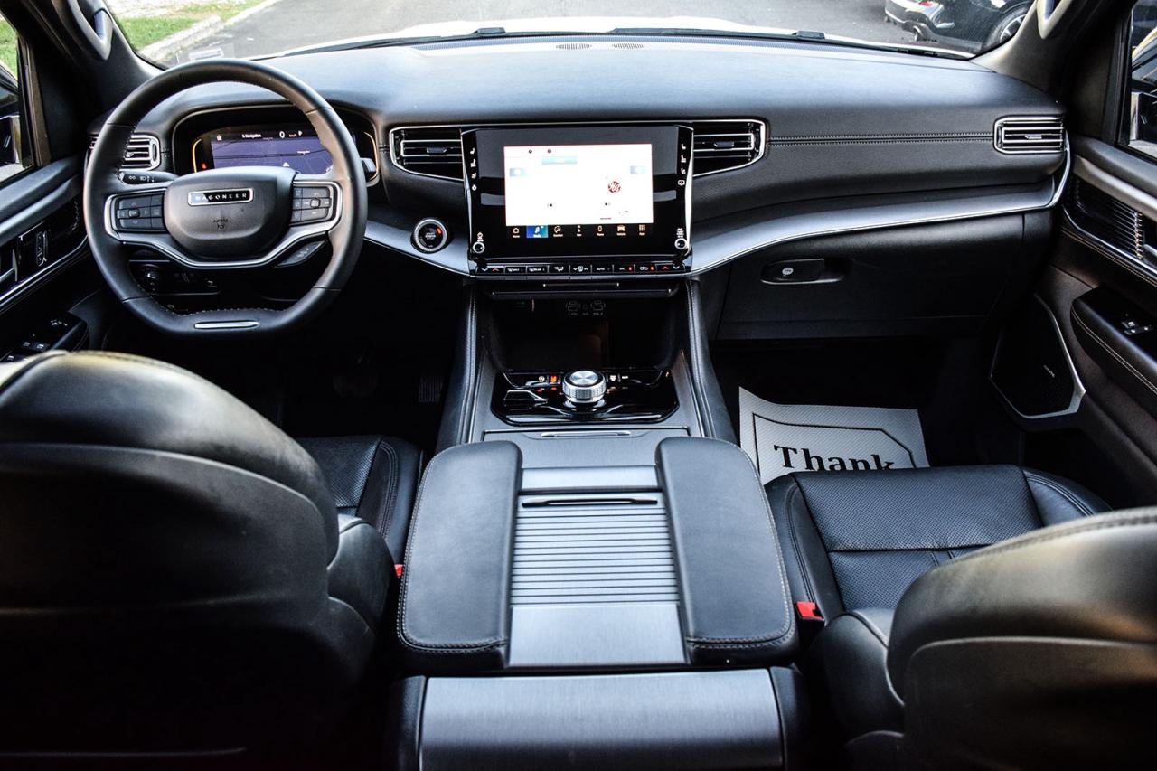 2024 Jeep Wagoneer Series II NO ACCIDENT DIGITAL DASH ADAPTIVE CRUISE Photo