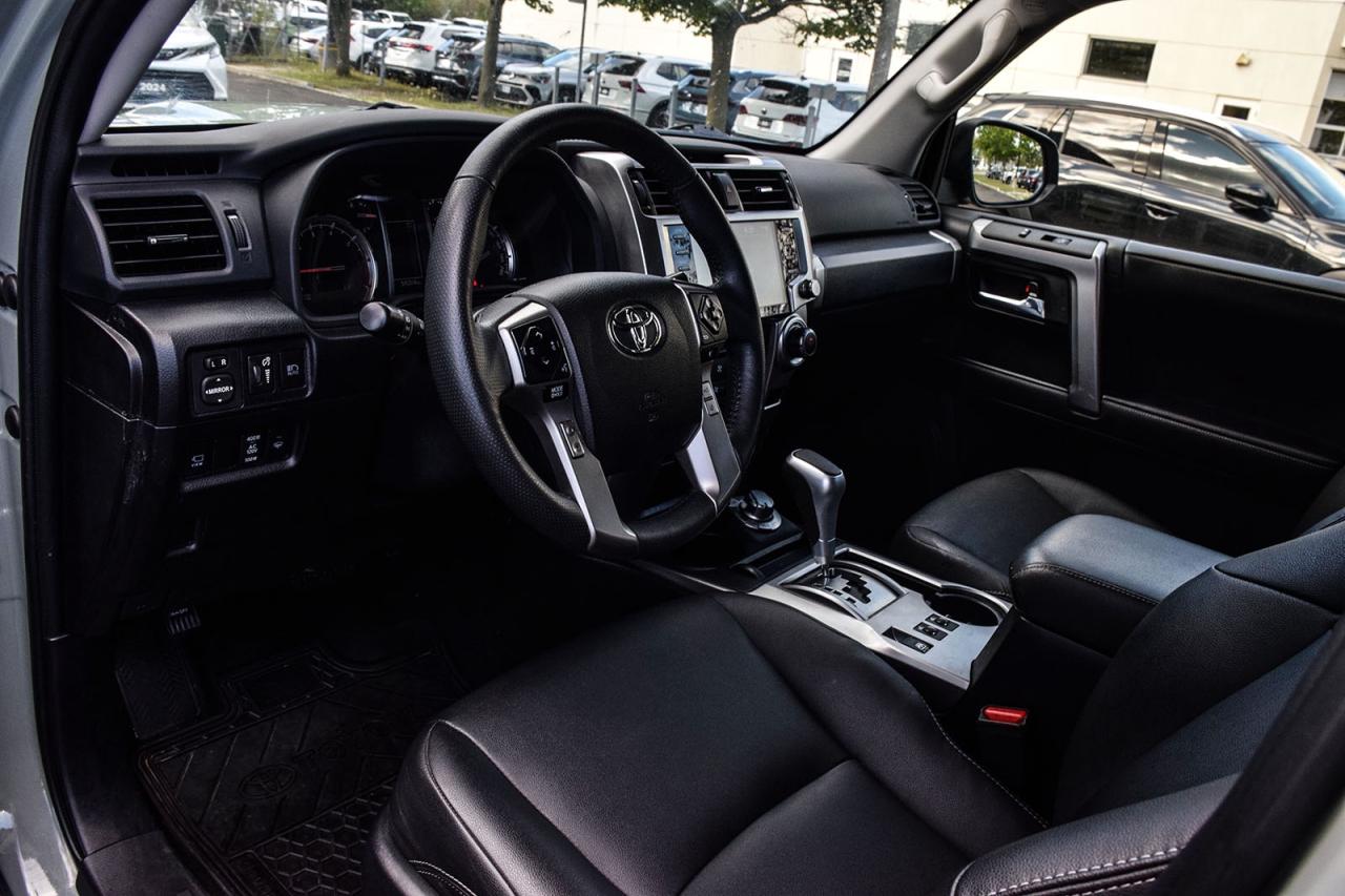 2022 Toyota 4Runner TRD Sport NO ACCIDENTS TOYOTA SAFETY SENSE SUNROOF Photo