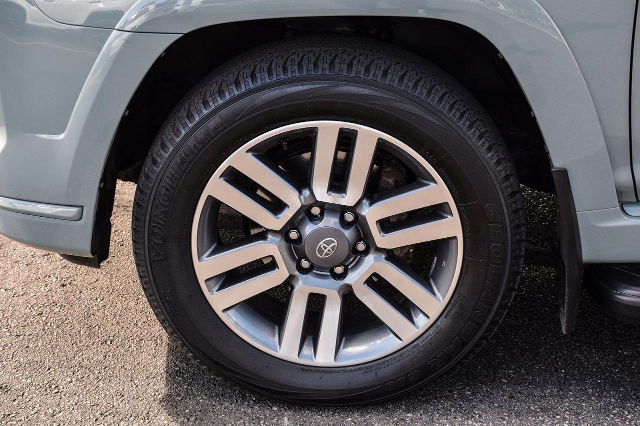 2022 Toyota 4Runner TRD Sport NO ACCIDENTS TOYOTA SAFETY SENSE SUNROOF Photo