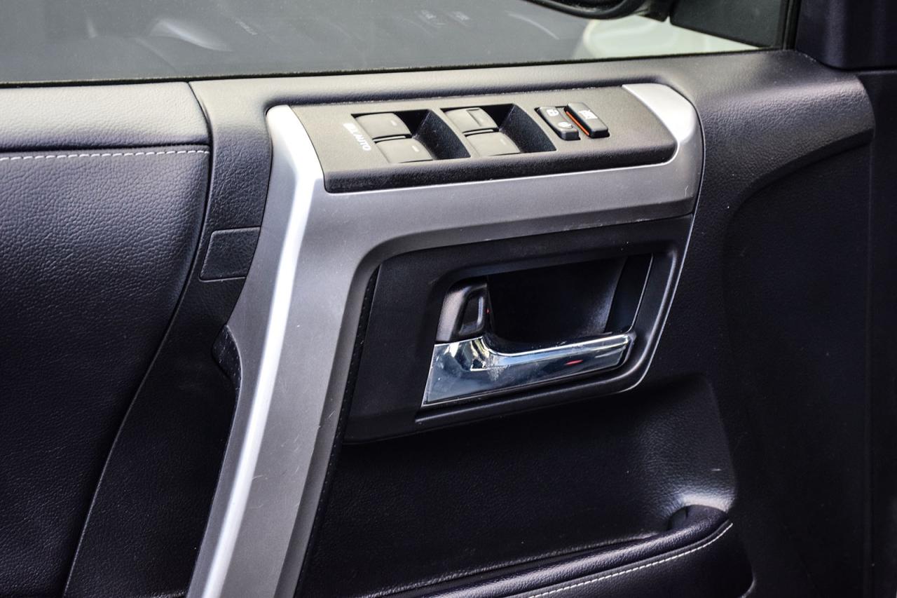 2022 Toyota 4Runner TRD Sport NO ACCIDENTS TOYOTA SAFETY SENSE SUNROOF Photo