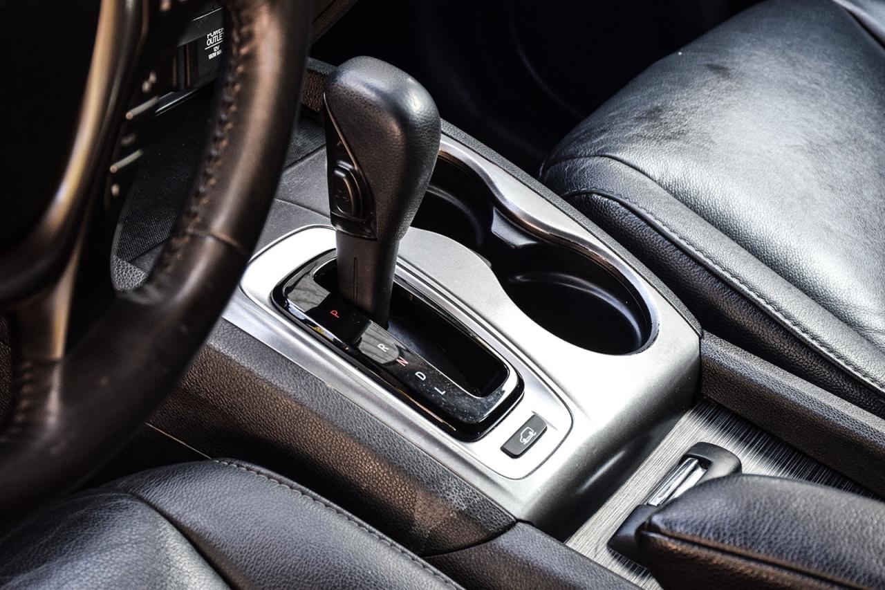 2018 Honda Pilot EX-L NO ACCIDENT LEATHER HONDA SENSING SUNROOF Photo