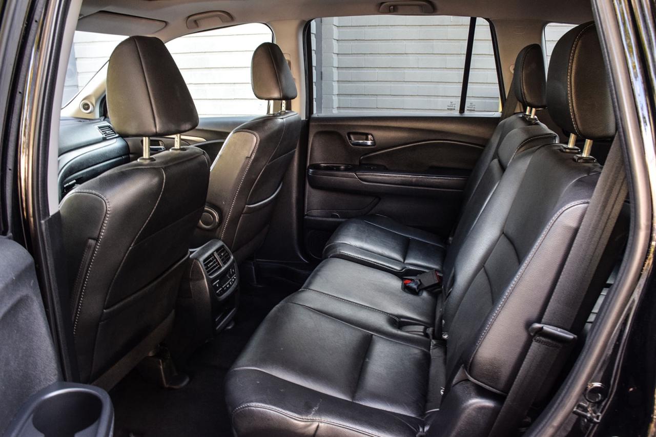 2018 Honda Pilot EX-L NO ACCIDENT LEATHER HONDA SENSING SUNROOF Photo