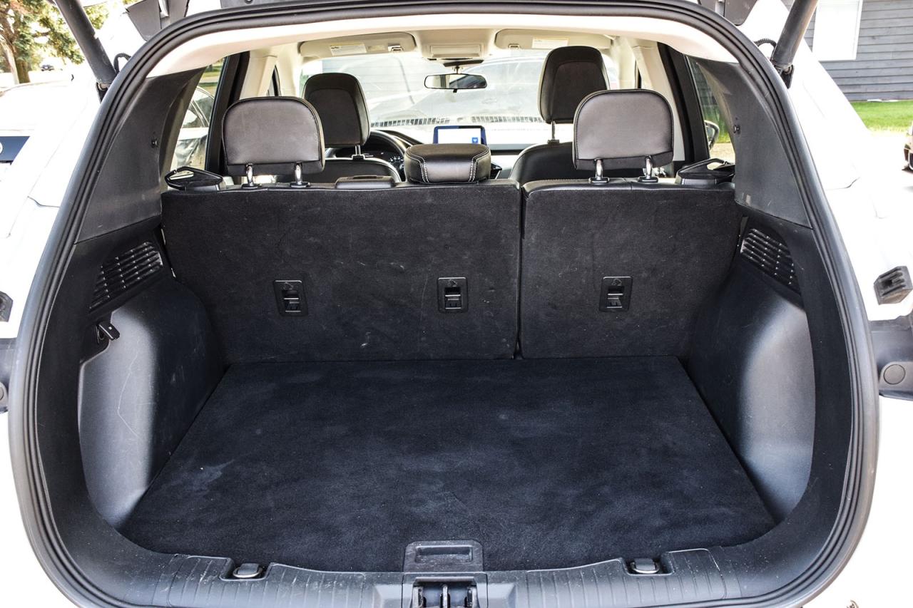 2022 Ford Escape SEL NO ACCIDENTS CARPLAY HEATED STEERING Photo