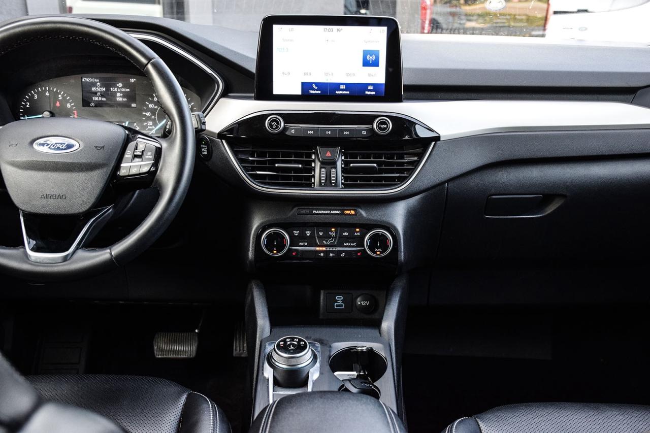 2022 Ford Escape SEL No Accident Carplay Heated Steering Photo