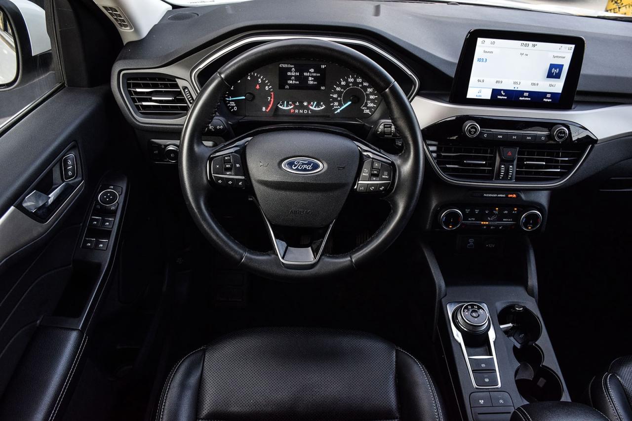 2022 Ford Escape SEL NO ACCIDENTS CARPLAY HEATED STEERING Photo