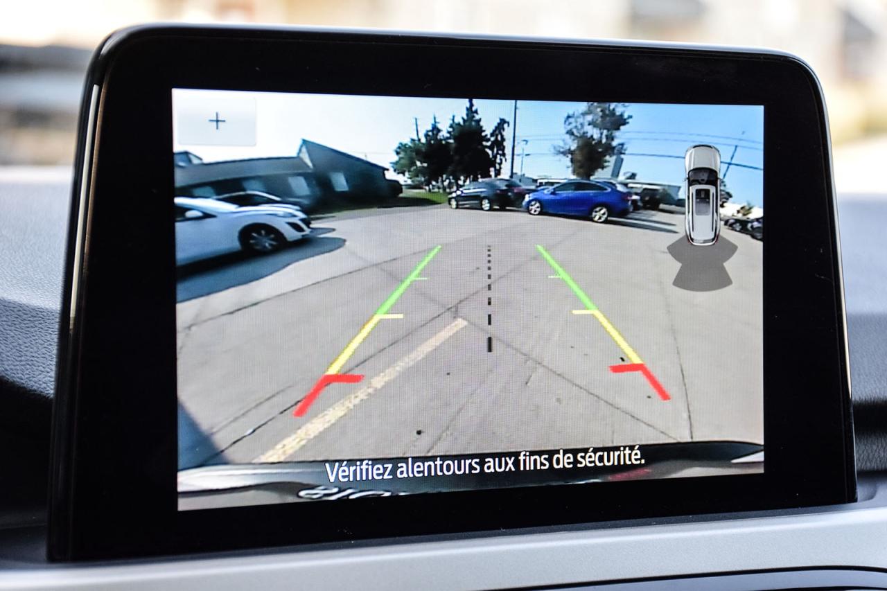 2022 Ford Escape SEL NO ACCIDENTS CARPLAY HEATED STEERING Photo