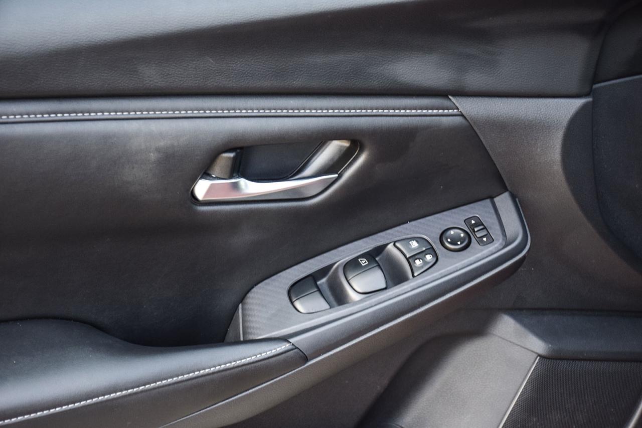 2023 Nissan Sentra SV / ONE OWNER / NO ACCIDENTS / CARPLAY Photo