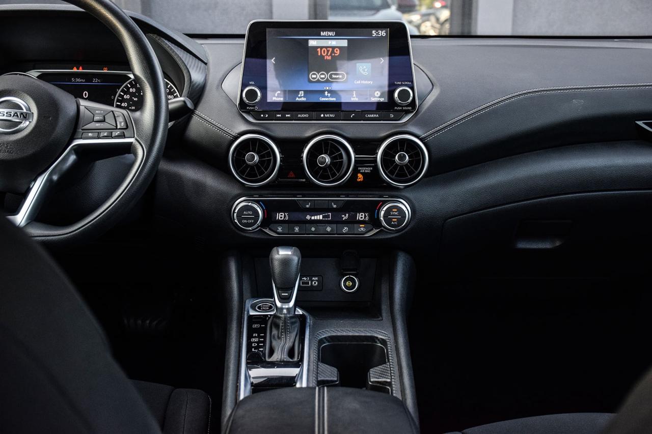 2023 Nissan Sentra SV / ONE OWNER / NO ACCIDENTS / CARPLAY Photo