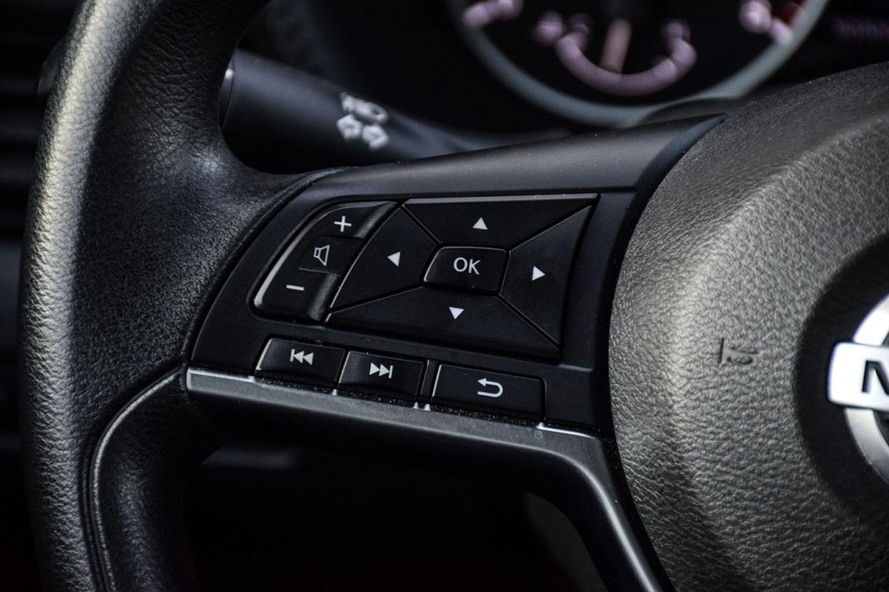 2023 Nissan Sentra SV / ONE OWNER / NO ACCIDENTS / CARPLAY Photo