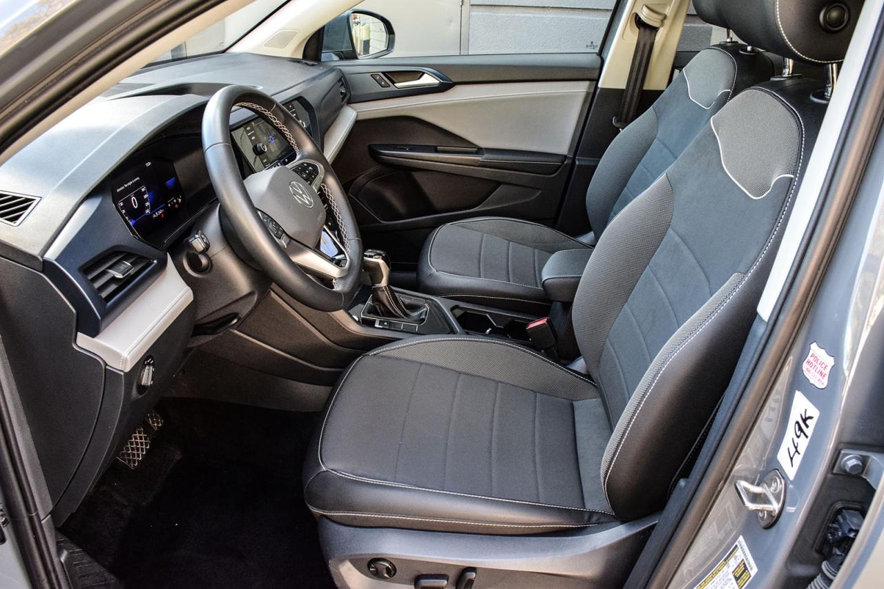 2024 Volkswagen Taos Comfortline NO ACCIDENT PANO ROOF DIGITAL DASH ADA Photo