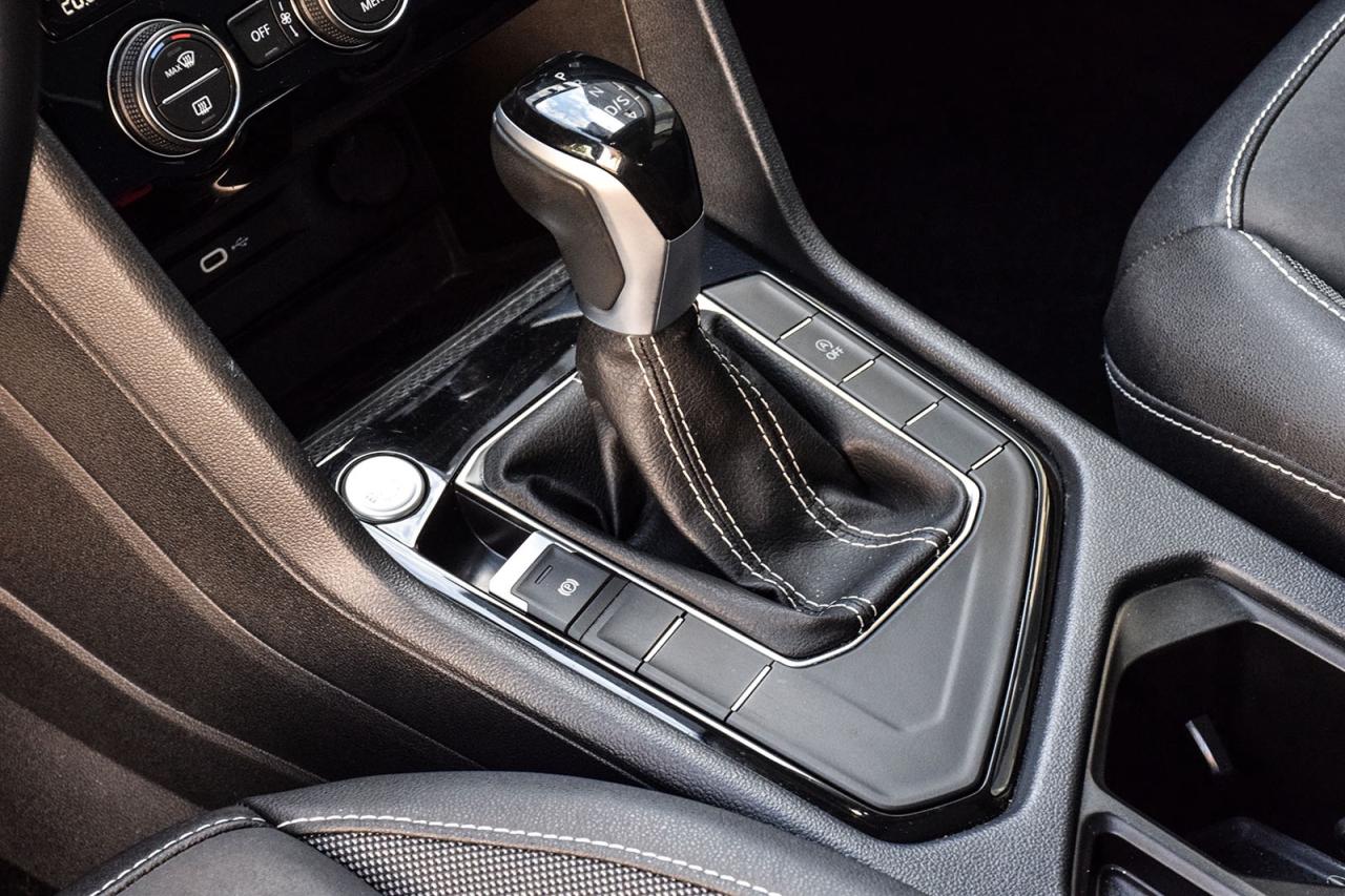 2024 Volkswagen Taos Comfortline NO ACCIDENT PANO ROOF DIGITAL DASH ADA Photo