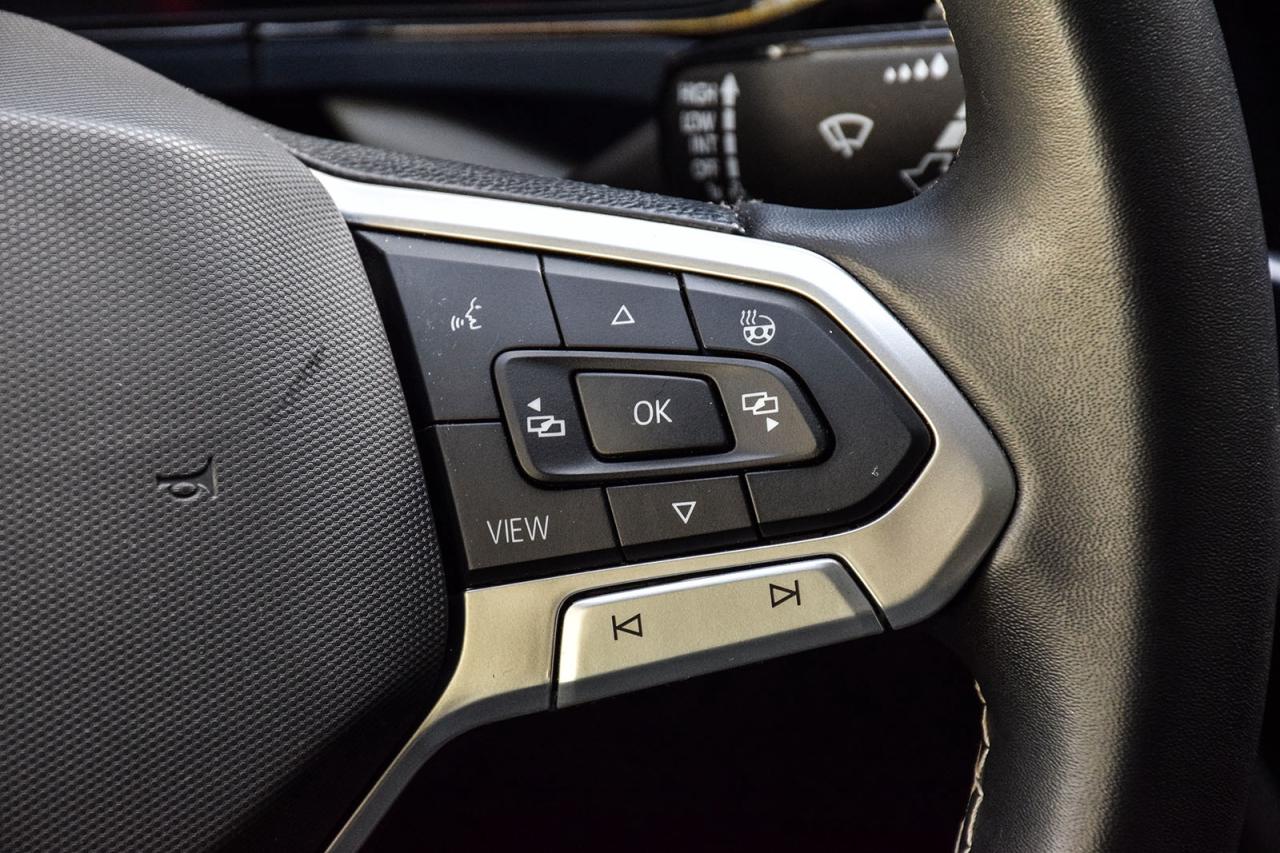 2024 Volkswagen Taos Comfortline NO ACCIDENT PANO ROOF DIGITAL DASH ADA Photo