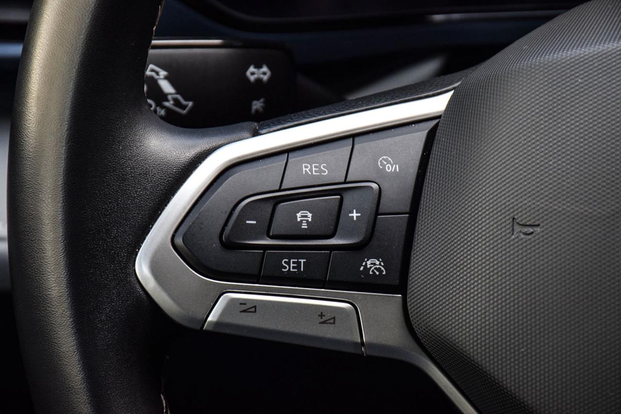 2024 Volkswagen Taos Comfortline NO ACCIDENT PANO ROOF DIGITAL DASH ADA Photo