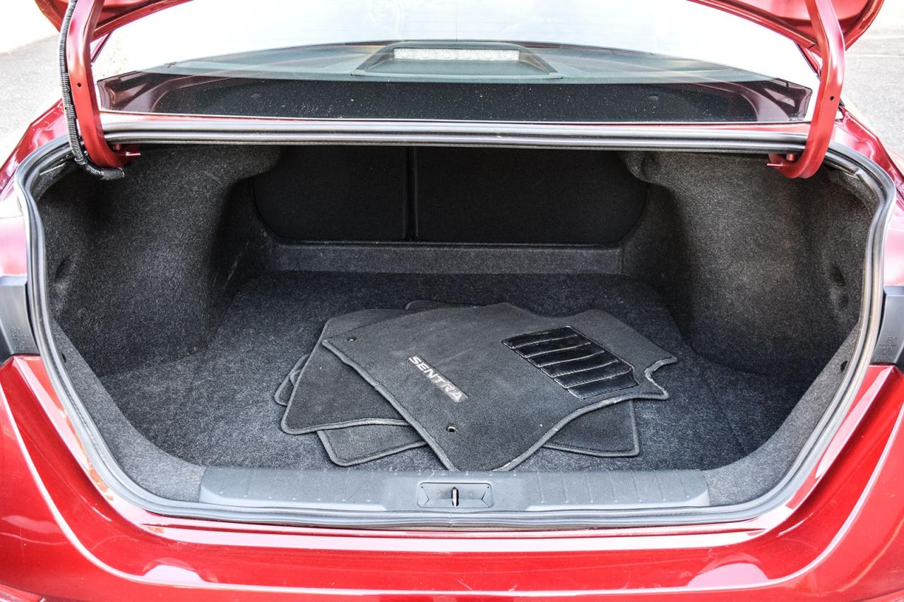 2024 Nissan Sentra SV No Accident Adaptive Cruise Remote Start Photo