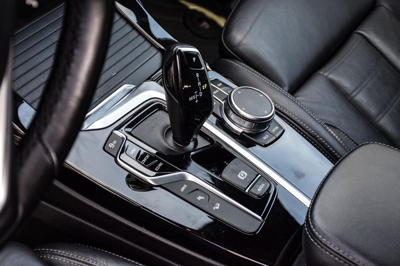 2021 BMW X3 xDrive30e NO ACCIDENT PANO ROOF LDW FCM BSM Photo