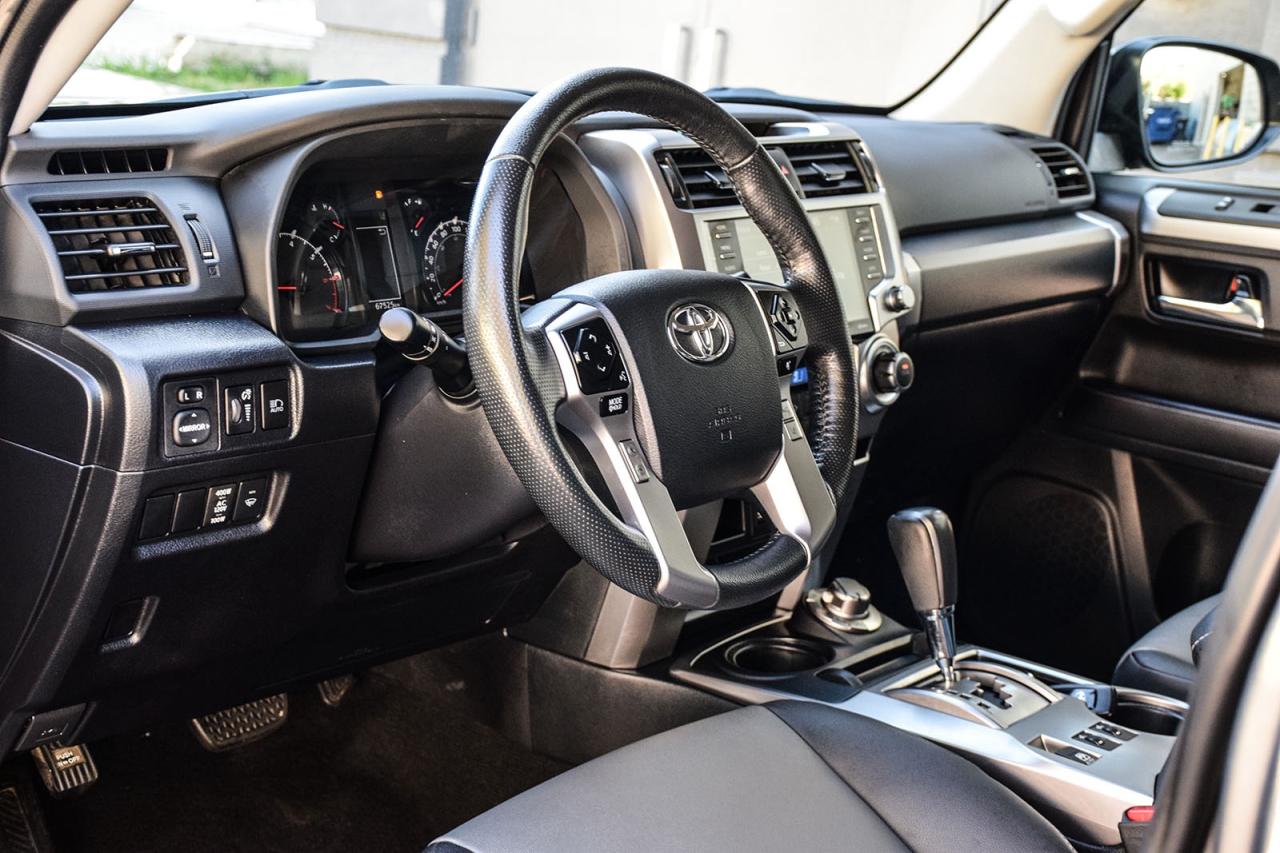 2023 Toyota 4Runner SR5 PREM LEATHER SUNROOF TOYOTA SAFETY SENSE Photo