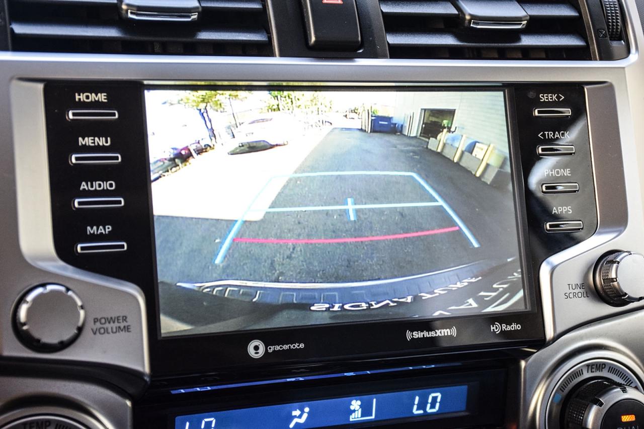 2023 Toyota 4Runner SR5 PREM LEATHER SUNROOF TOYOTA SAFETY SENSE Photo