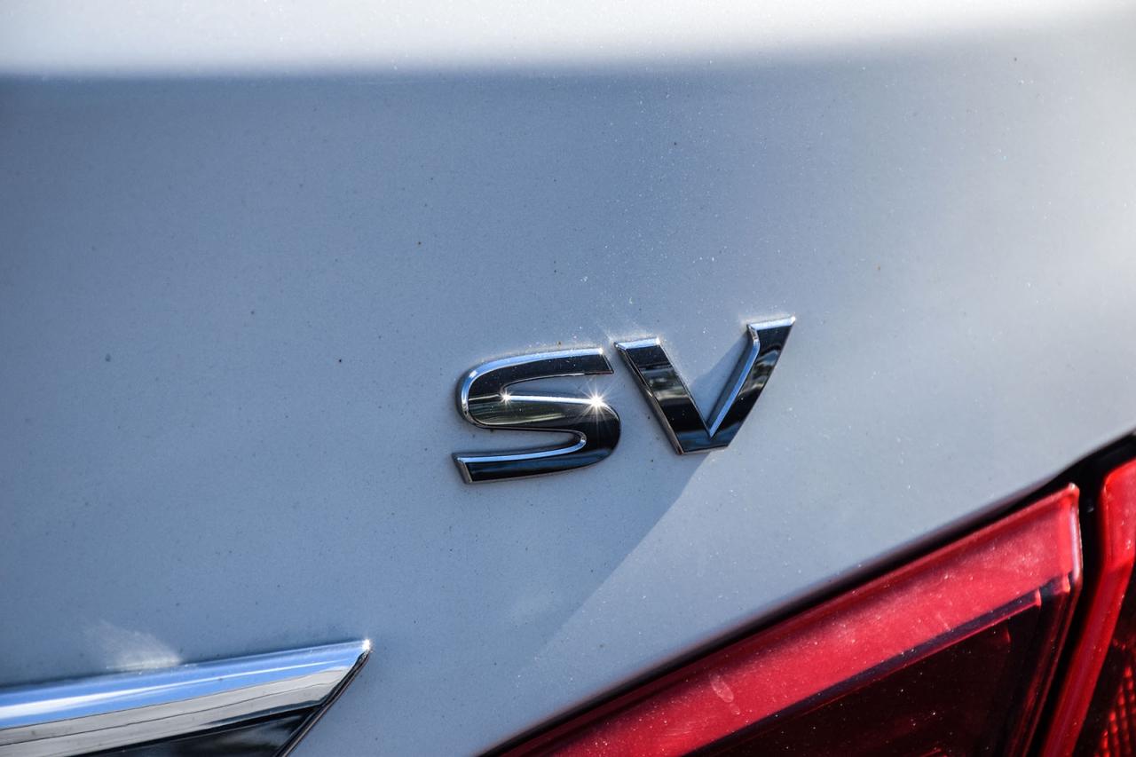 2018 Nissan Altima 2.5 SV SUNROOF AS IS SPECIAL Photo