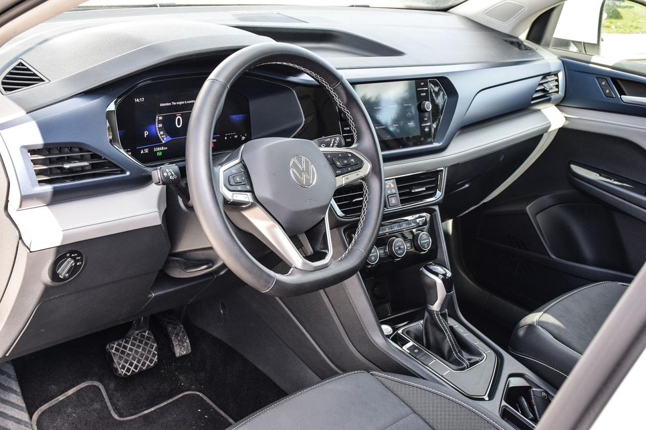 2024 Volkswagen Taos Comfortline PANO ROOF DIGITAL DASH ADAPTIVE CRUISE Photo