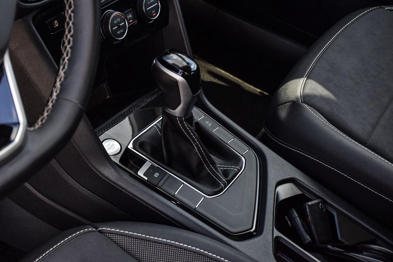 2024 Volkswagen Taos Comfortline PANO ROOF DIGITAL DASH ADAPTIVE CRUISE Photo