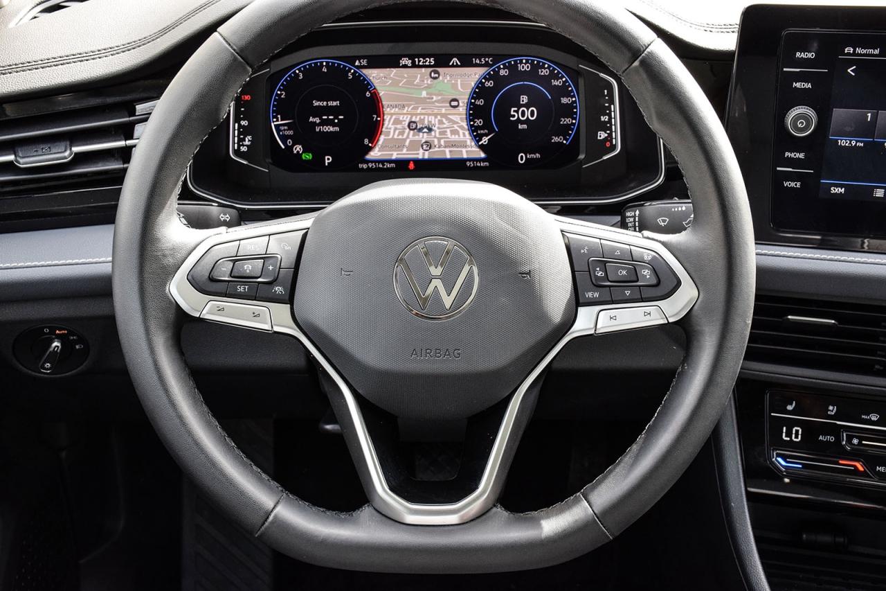 2025 Volkswagen Jetta Highline No Accident Pano Roof Beats Digital Dash Photo