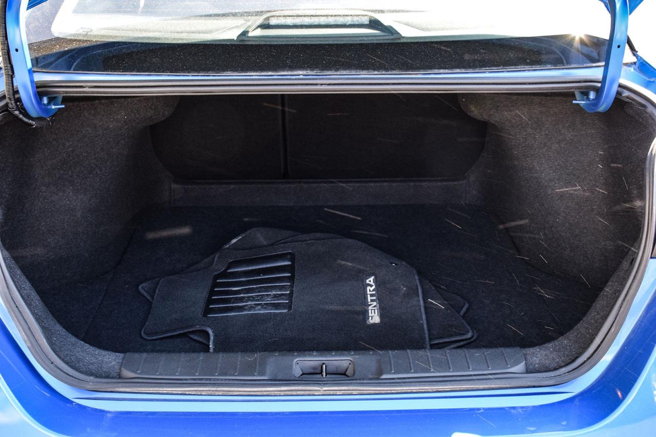 2023 Nissan Sentra SV NO ACCIDENTS ADAPTIVE CRUISE Photo