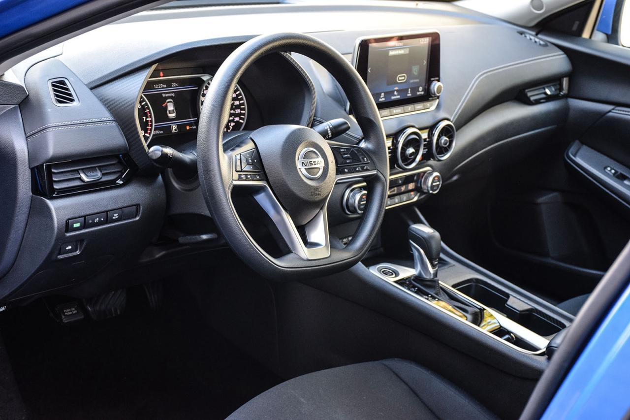 2023 Nissan Sentra SV NO ACCIDENTS ADAPTIVE CRUISE Photo