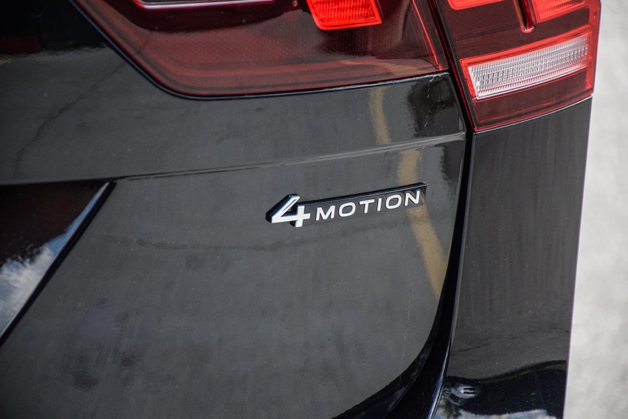 2024 Volkswagen Tiguan R-Line Blk Edition NO ACCIDENT LKAS ADAPTIVE CRUIS Photo