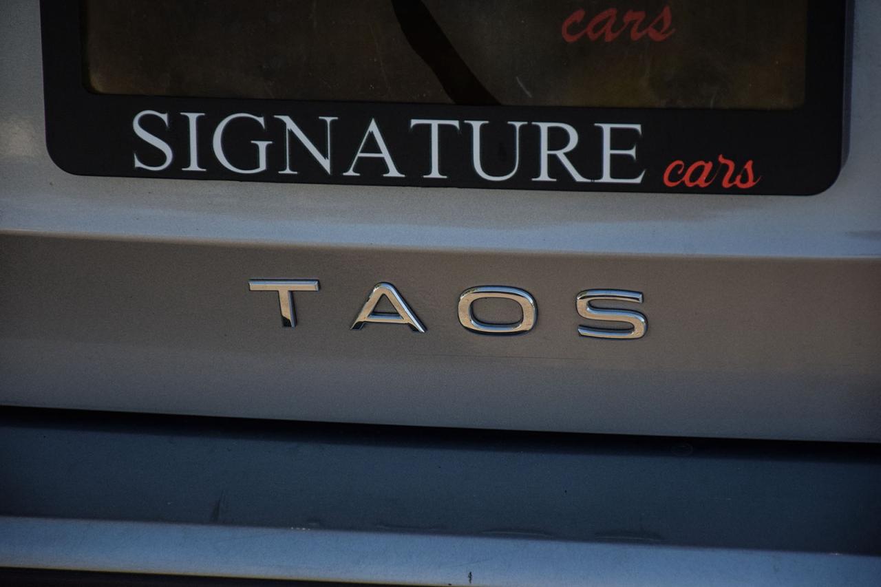 2024 Volkswagen Taos Comfortline PANO ROOF DIGITAL DASH ADAPTIVE CRUISE Photo