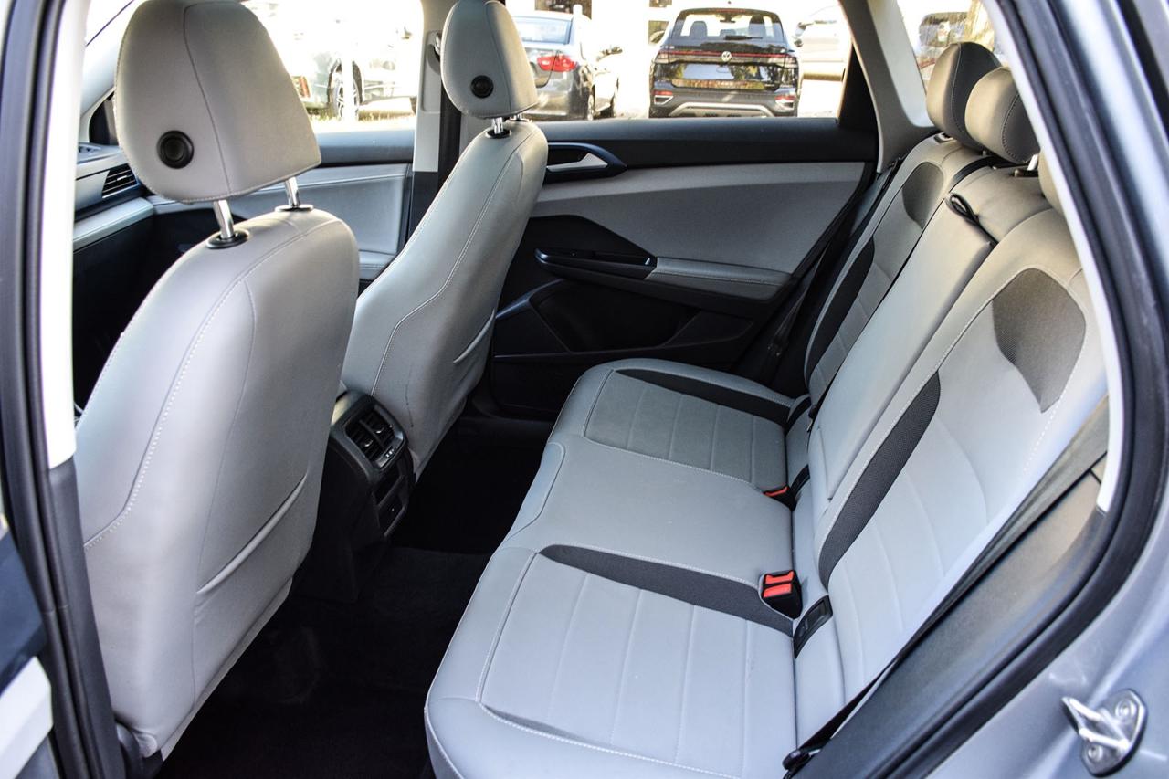 2024 Volkswagen Taos Comfortline PANO ROOF DIGITAL DASH ADAPTIVE CRUISE Photo