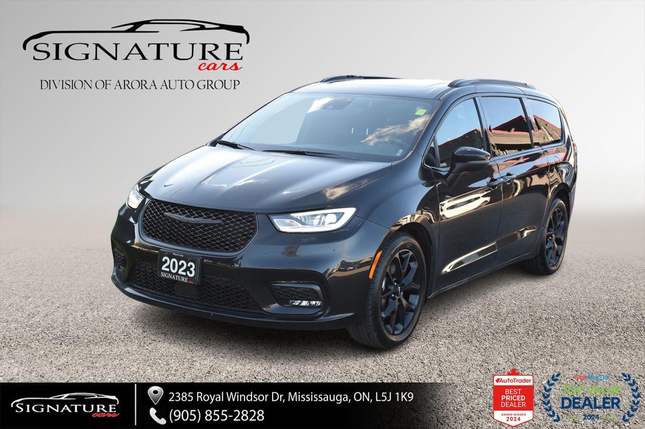 2023 Chrysler Pacifica Touring L NO ACCIDENT PANO ROOF LEATHER FCM LDW Photo