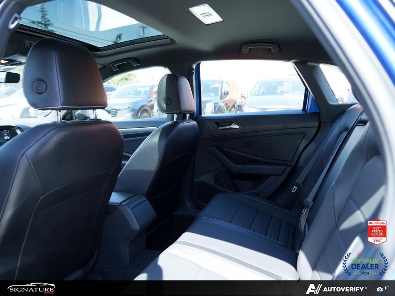 2022 Volkswagen Jetta Comfortline PANO ROOF LEATHER ADAPTIVE CRUISE Photo