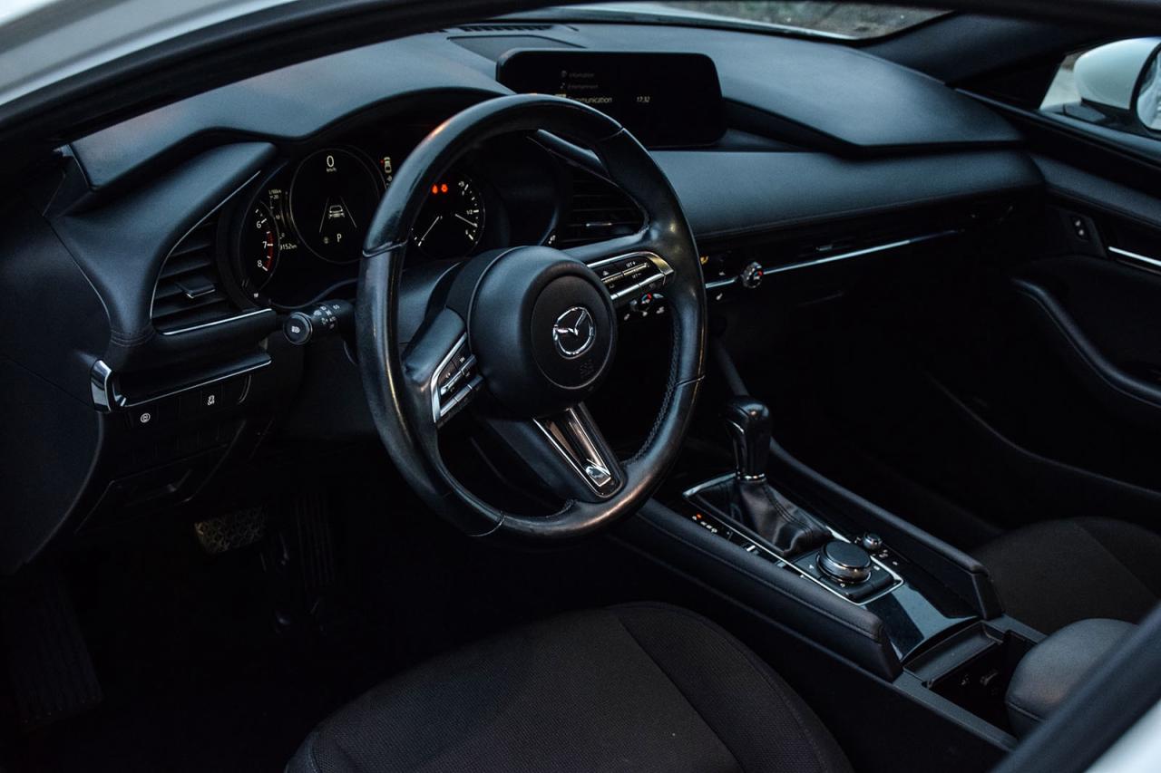 2020 Mazda MAZDA3 Sport GS ADAPTIVE CRUISE BACKUP CAMERA CARPLAY Photo