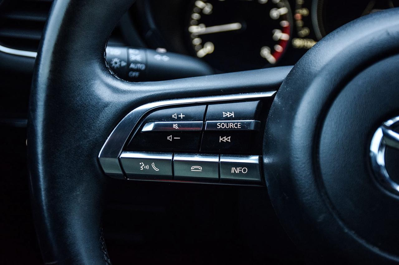 2020 Mazda MAZDA3 Sport GS ADAPTIVE CRUISE BACKUP CAMERA CARPLAY Photo