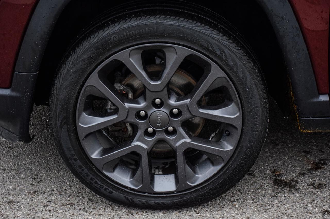 2021 Jeep Compass 80th ANNIVERSARY EDITION NO ACCIDENTS LEATHER PANO Photo