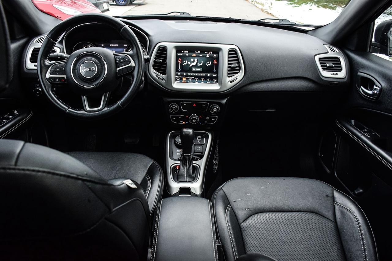 2021 Jeep Compass 80th ANNIVERSARY EDITION NO ACCIDENTS LEATHER PANO Photo