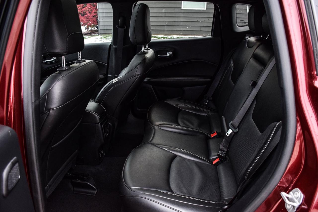 2021 Jeep Compass 80th ANNIVERSARY EDITION NO ACCIDENTS LEATHER PANO Photo